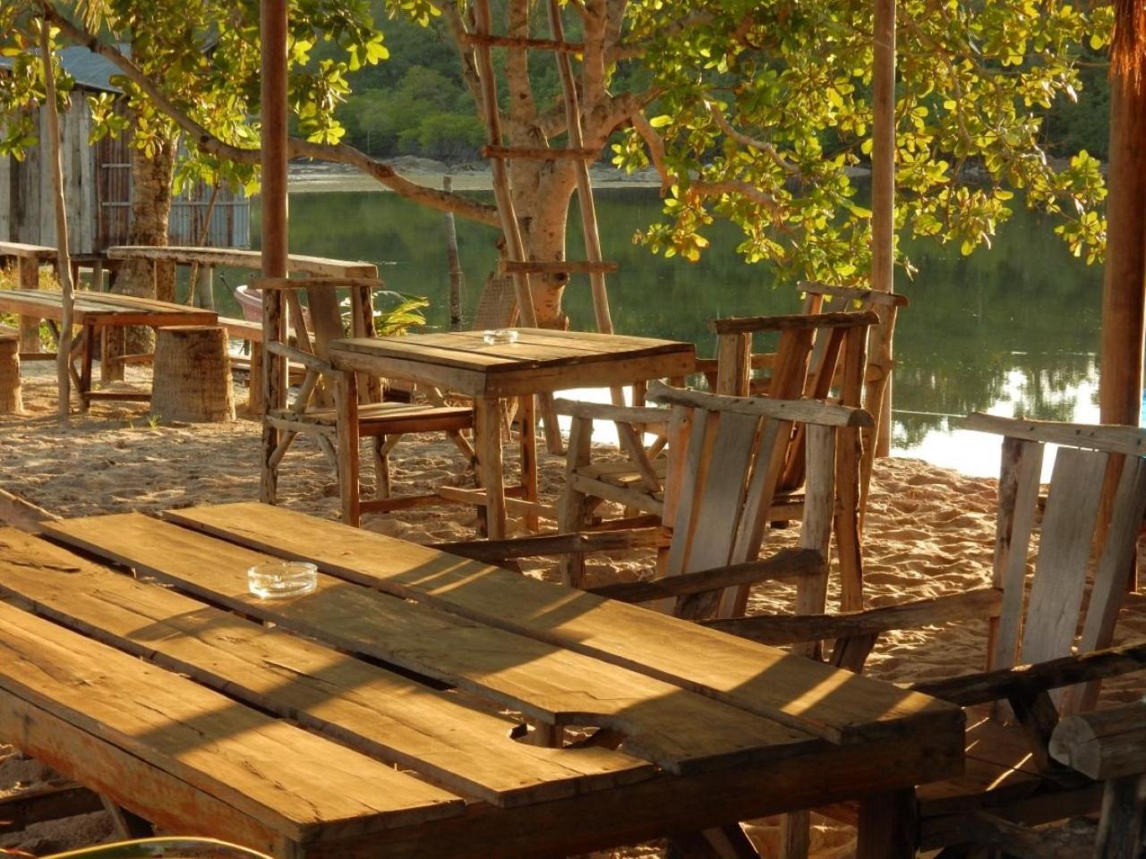 Sandbank Restaurant & Camping Koh Rong Kaoh Touch Esterno foto
