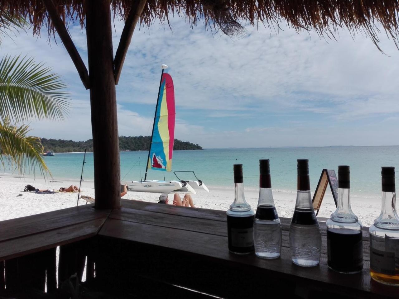 Sandbank Restaurant & Camping Koh Rong Kaoh Touch Esterno foto