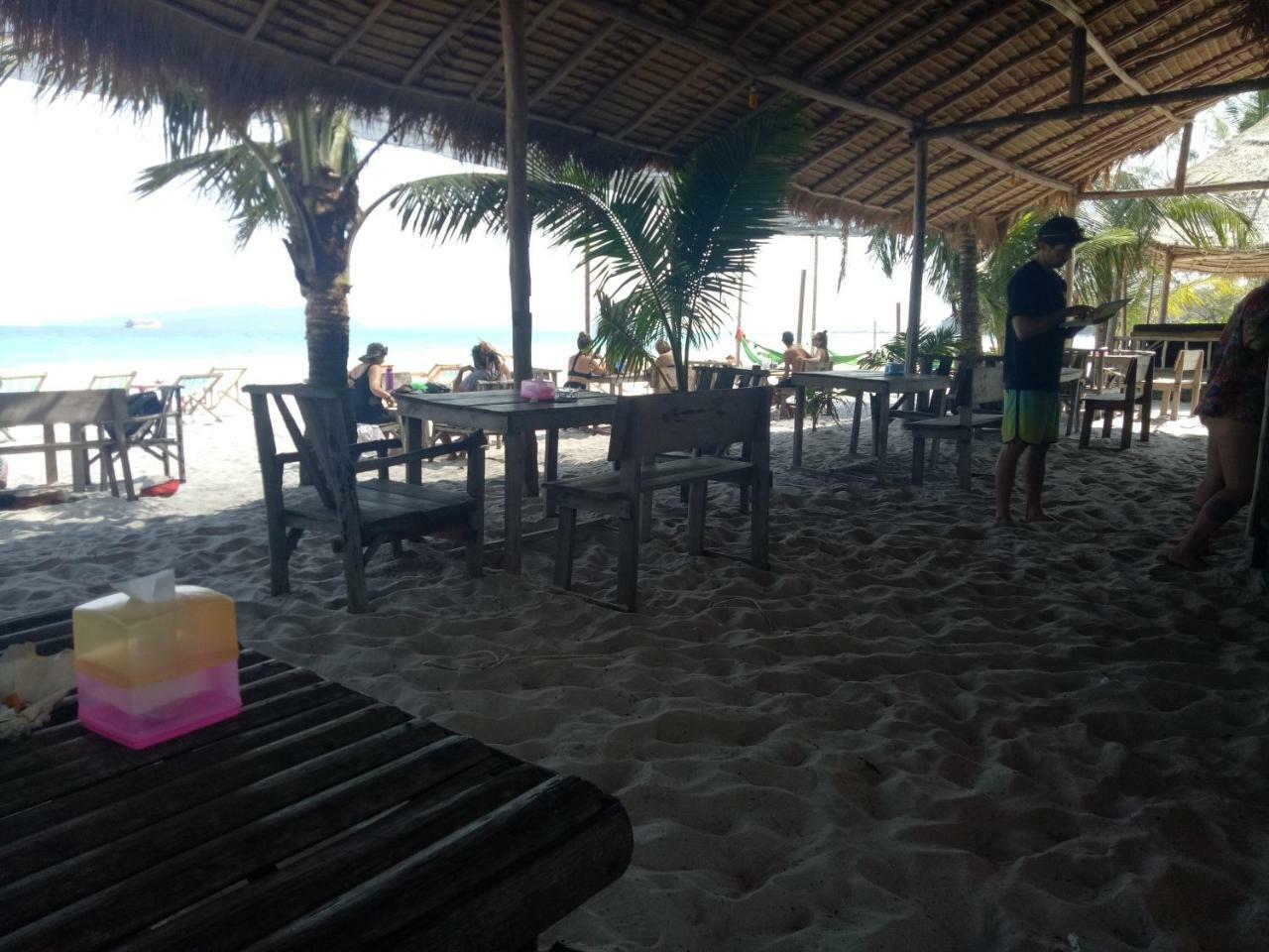 Sandbank Restaurant & Camping Koh Rong Kaoh Touch Esterno foto