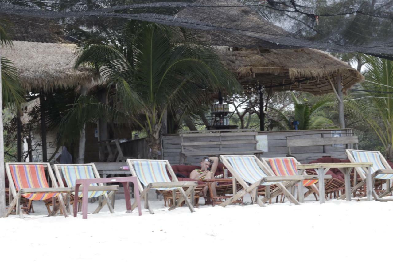 Sandbank Restaurant & Camping Koh Rong Kaoh Touch Esterno foto