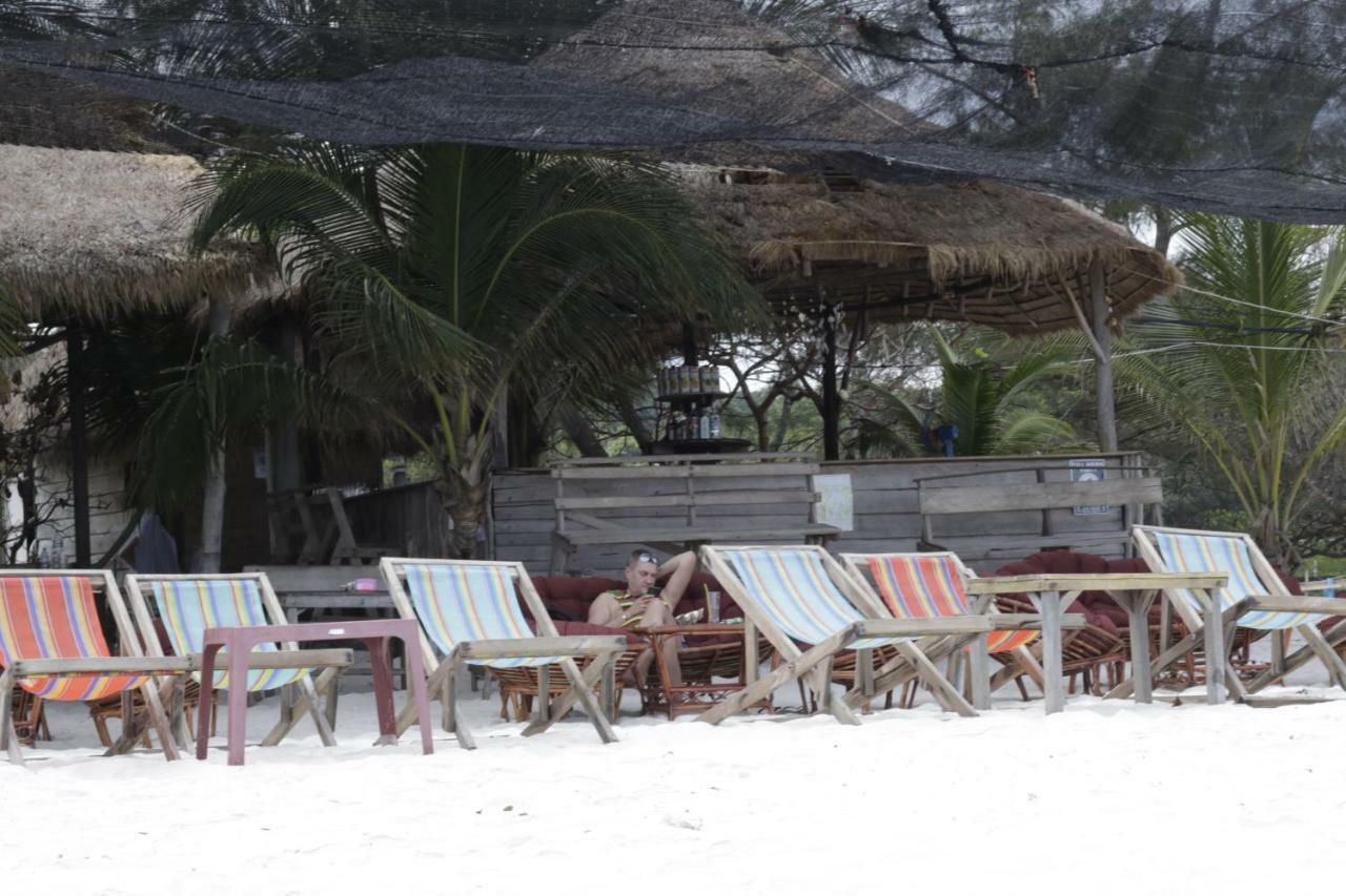 Sandbank Restaurant & Camping Koh Rong Kaoh Touch Esterno foto